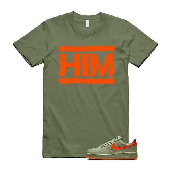 Air Force 1 Wet Putty 2.0 Low '07 Premium Oil Green Safety Orange T Shirt Match HIM ,HJ9118-386